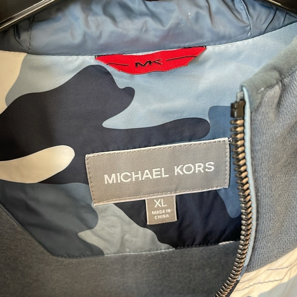 NEW MICHAEL KORS MENS Camo Quilted Nylon Hooded puffer Jacket XL vest blue NWT - Picture 12 of 17